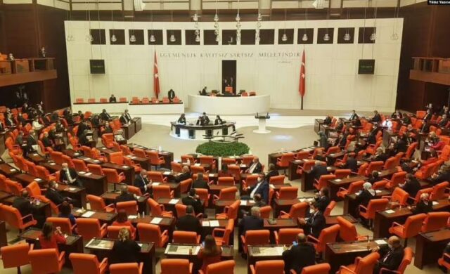 Turkey_parliament_grand-national-assembly-870x489